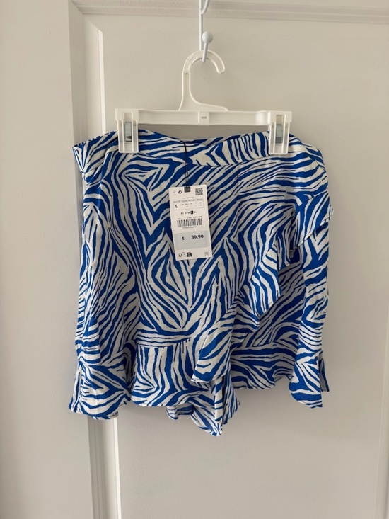 Zara Pants - Blue and White Zebra Print Ruffled Hem Skort